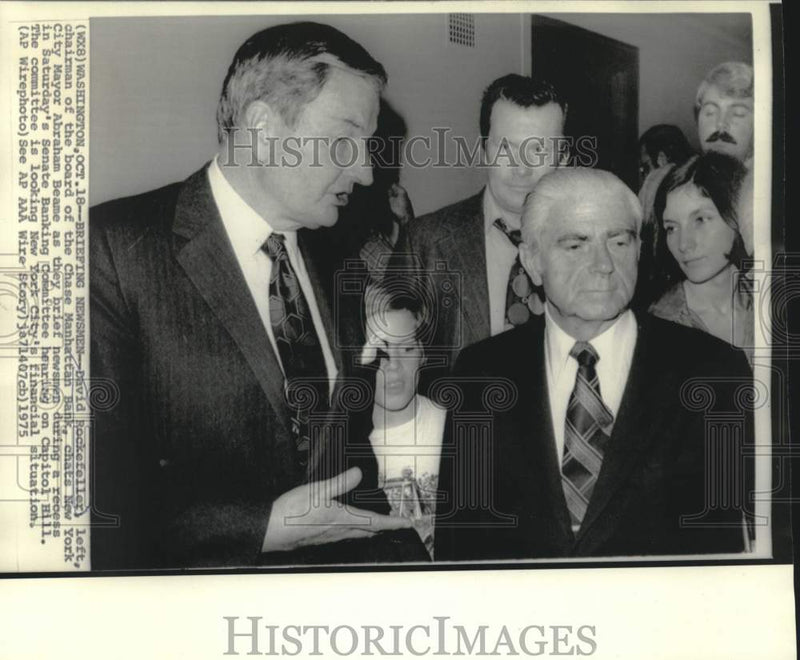 Load image into Gallery viewer, 1975 Press Photo David Rockefeller and Abraham Beame at Capitol Hill briefing
