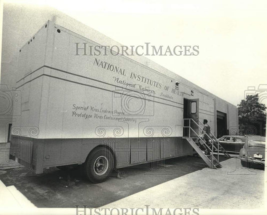 1969 Press Photo Mobile van-like trailer of National Institute's Research Lab