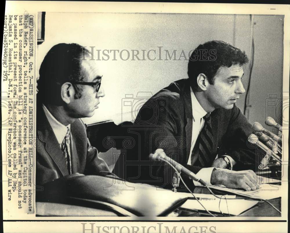 1971 Press Photo Consumer advocate Ralph Nader speaks at a meeting, Washington