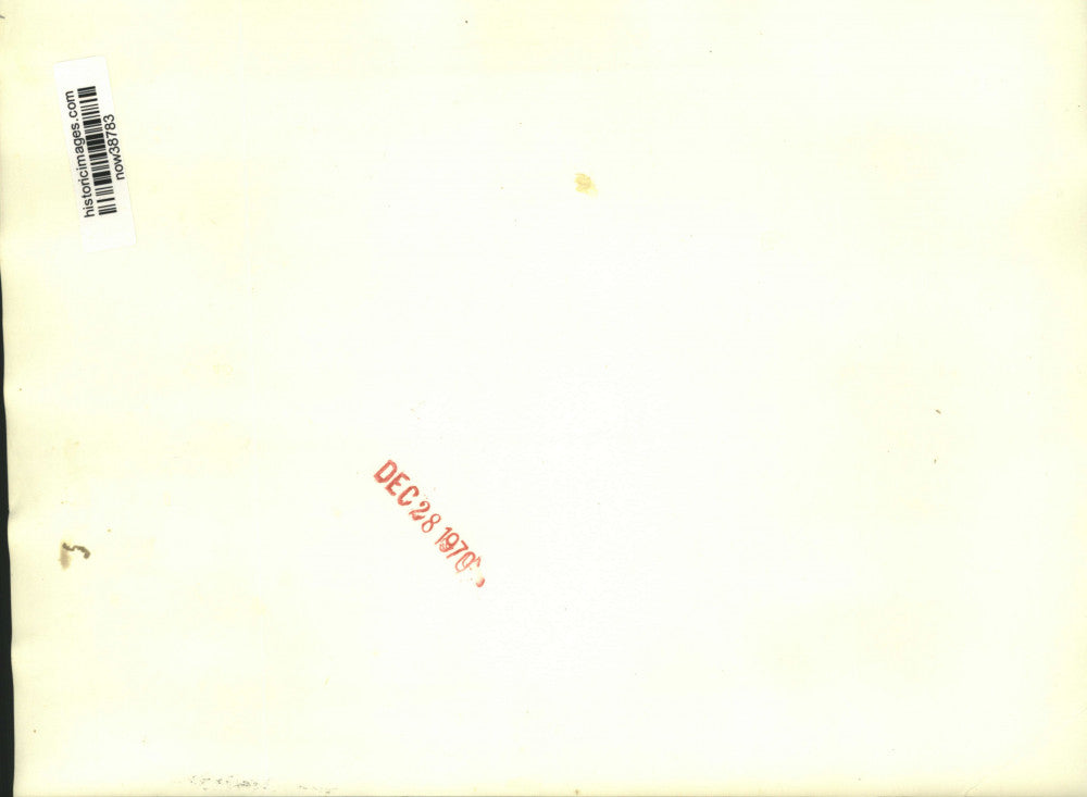 1970 Press Photo Labor Department Commissioner Briefs Press on Living Costs