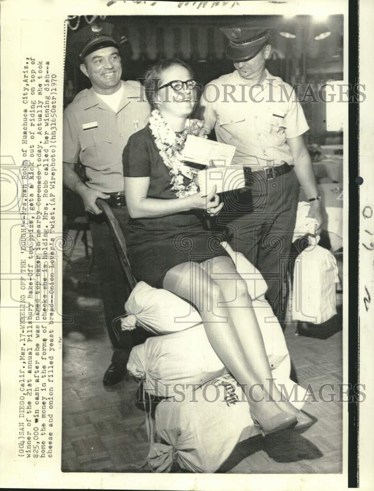 1970 Press Photo Winner of Pillsbury Bake-Off Mrs. Han Robb, San Diego