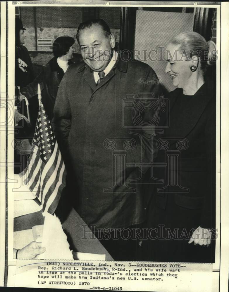 Load image into Gallery viewer, 1970 Press Photo Representative Richard Roudebush and wife vote in Indiana
