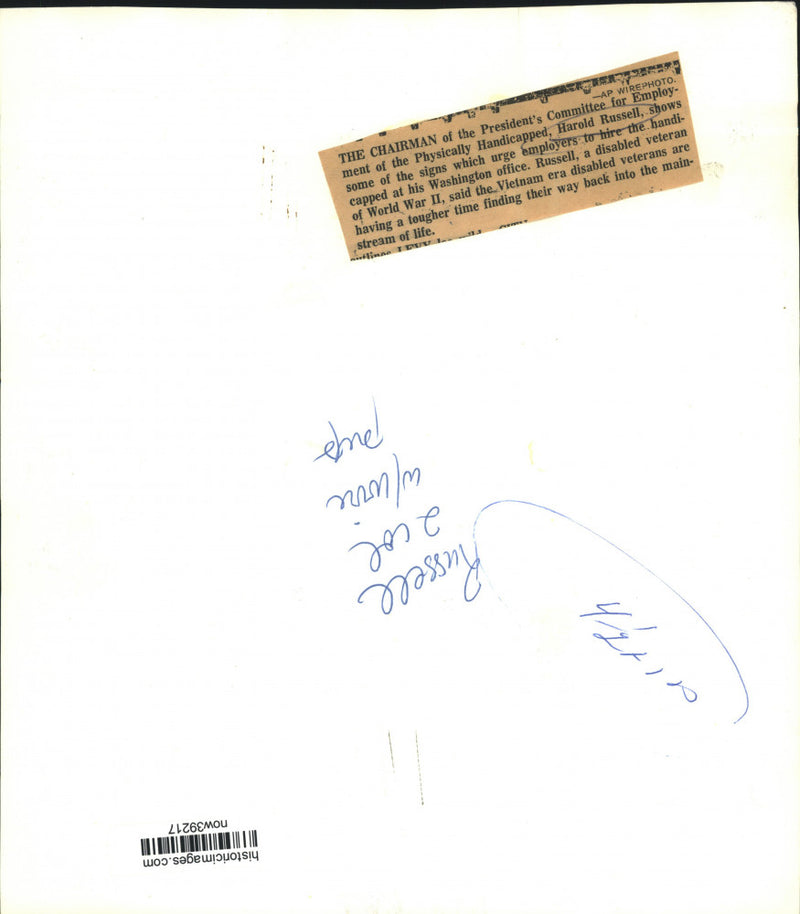 Load image into Gallery viewer, Press Photo Physically handicapped chairman Harold Russell at Washington office
