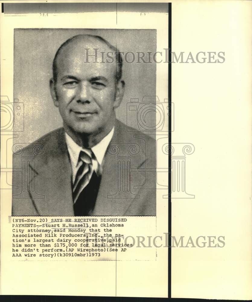 1973 Press Photo Oklahoma City attorney Stuart Russell received payment from AMP