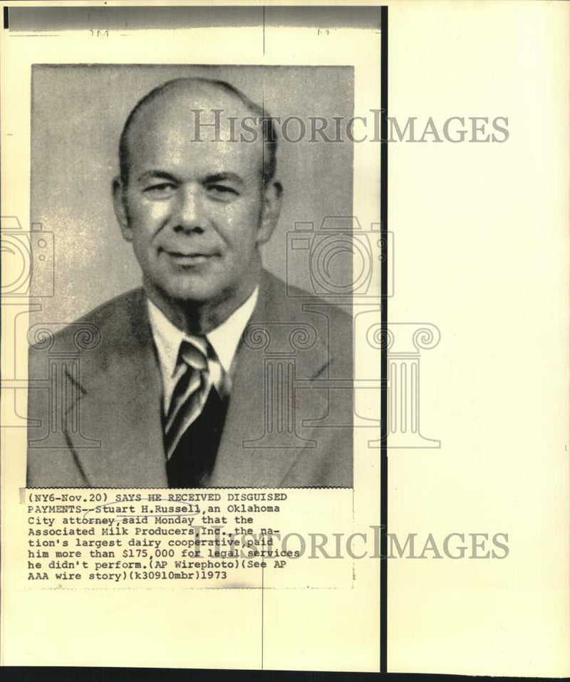 Load image into Gallery viewer, 1973 Press Photo Oklahoma City attorney Stuart Russell received payment from AMP
