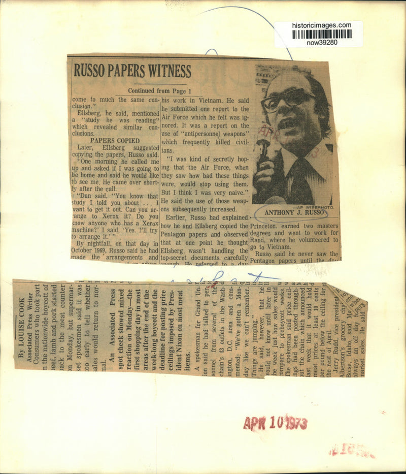 Load image into Gallery viewer, 1973 Press Photo Pentagon papers witness Anthony J. Russo - now39280
