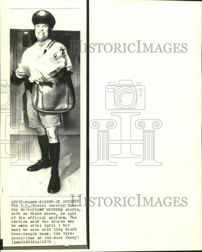 Load image into Gallery viewer, 1973 Press Photo U.S. Postal Service new uniform, walking shorts and long socks
