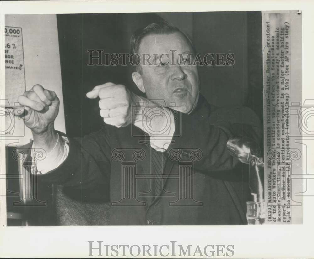 1962 Press Photo UAW President Walter Reuther at Joint Economic Committee