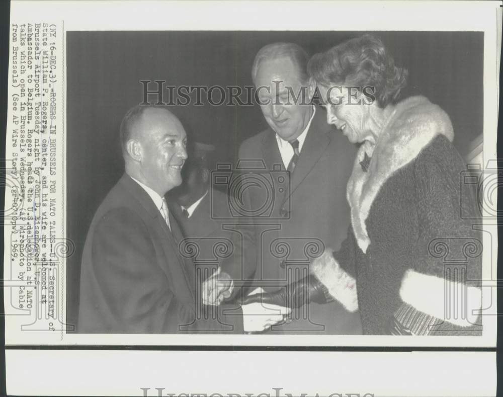 1969 Press Photo John D. Eisenhower greets William Rogers &amp; wife in Brussels