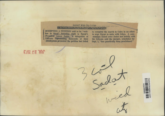 1973 Press Photo Libyans Petition Egypt's Anwar Sadat for Egypt-Libya Merger