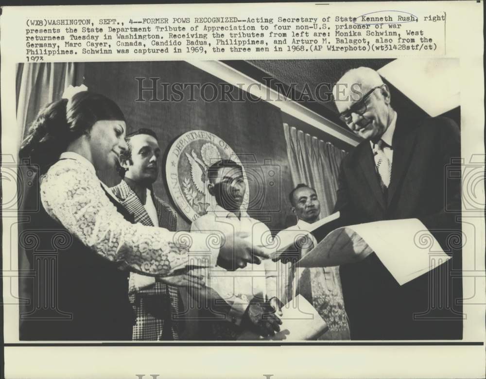 1973 Press Photo Non-U.S. Vietnam War POW&#39;s Honored - now39785