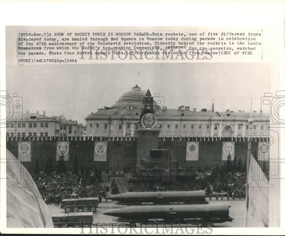 1964 Press Photo Soviet Rockets in Revolution Celebration Parade, Moscow