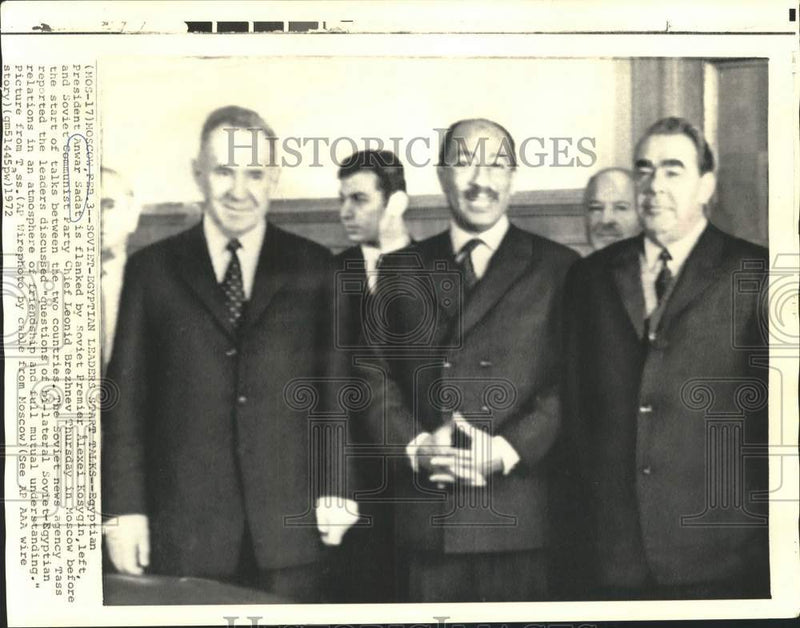 Load image into Gallery viewer, 1972 Press Photo Egypt's Pres. Anwar Sadat meets with Soviet leaders in Moscow
