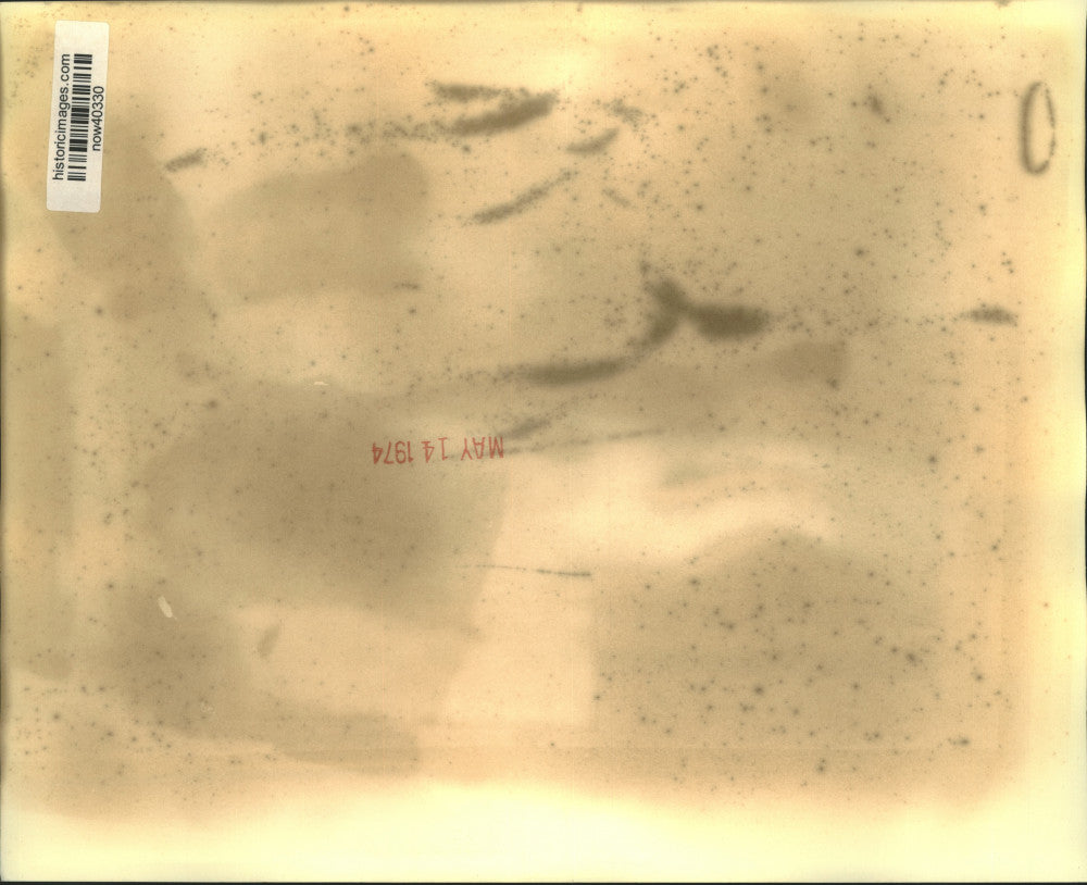 1974 Press Photo White House lawyer James St. Clair talks with the press, Wash.