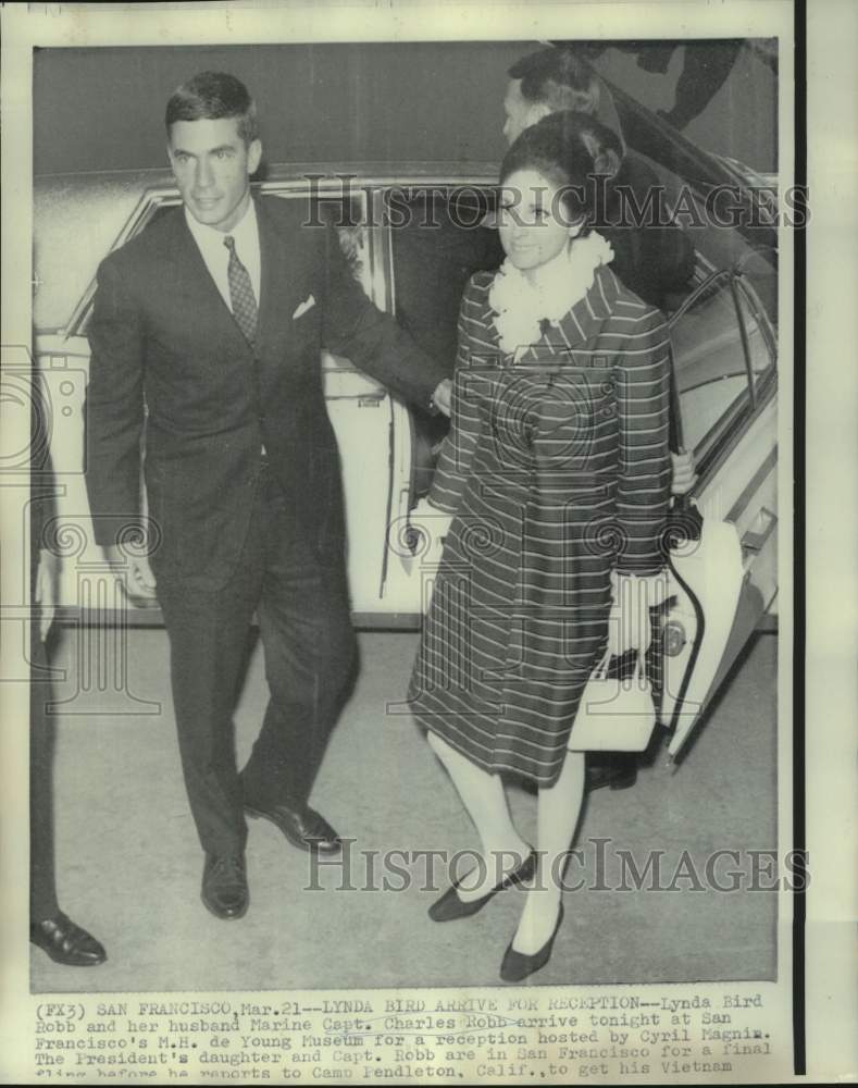 Load image into Gallery viewer, 1968 Press Photo President Johnson's Daughter Lynda, Husband Arrive at Reception
