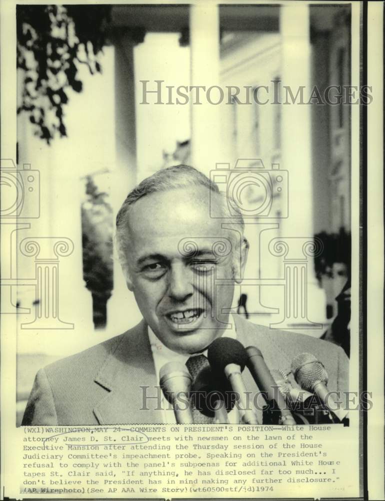 1974 Press Photo President Nixon&#39;s Lawyer Meets Press on Watergate, Washington