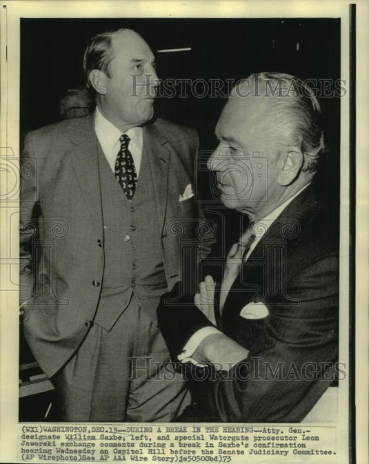 1973 Press Photo Attorney General-Designate, Watergate Prosecutor Chat in Senate