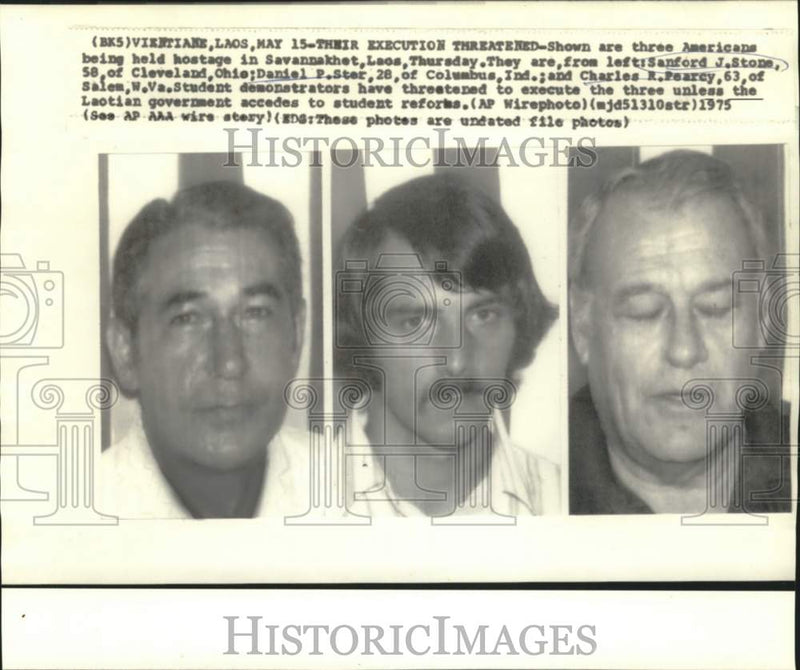 Load image into Gallery viewer, Press Photo Sanford Stone with other American hostages held in Laos. - now51265
