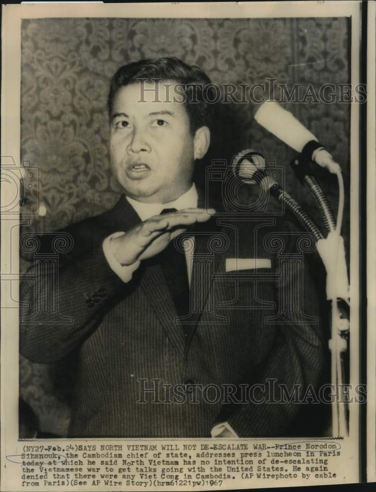 1967 Press Photo Prince Norodom Sihanouk, Cambodian Chief of State, in Paris