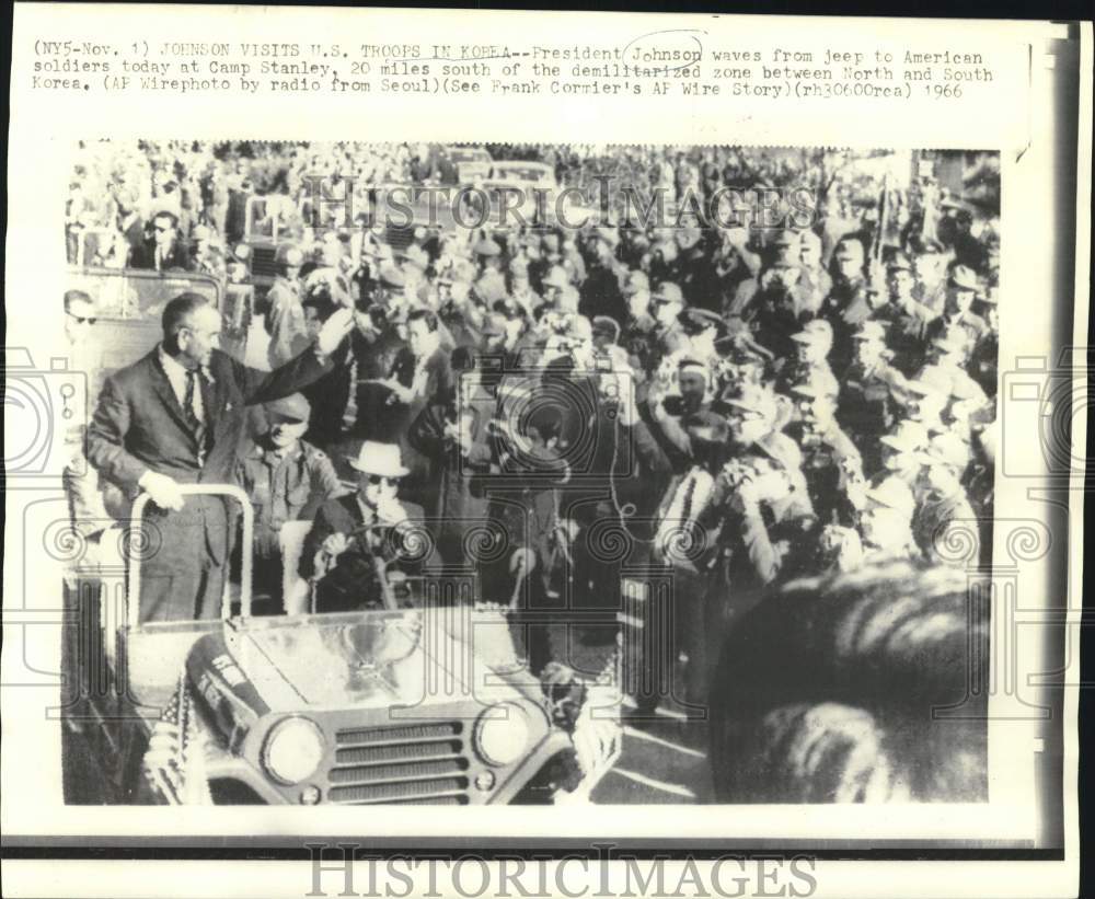 1966 Press Photo President Johnson waves to American soldiers in Korea.