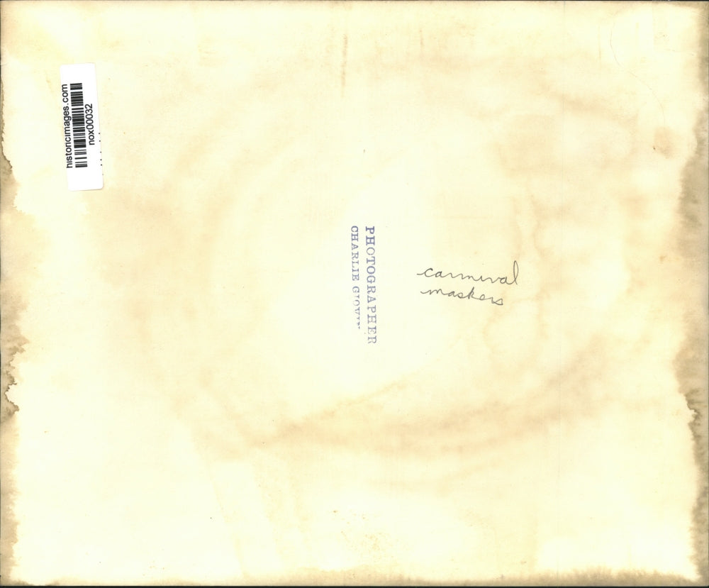 Press Photo Mardis Gras Carnival male and female carnival maskers - nox00032