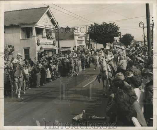 Press Photo Mardi Gras Carnival, Sheriff's Posse in parade, Okeanos - nox00052