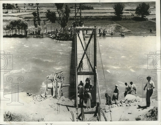 1966 Press Photo US Corps of Engineers supervise construction of Kabul-Kandahar