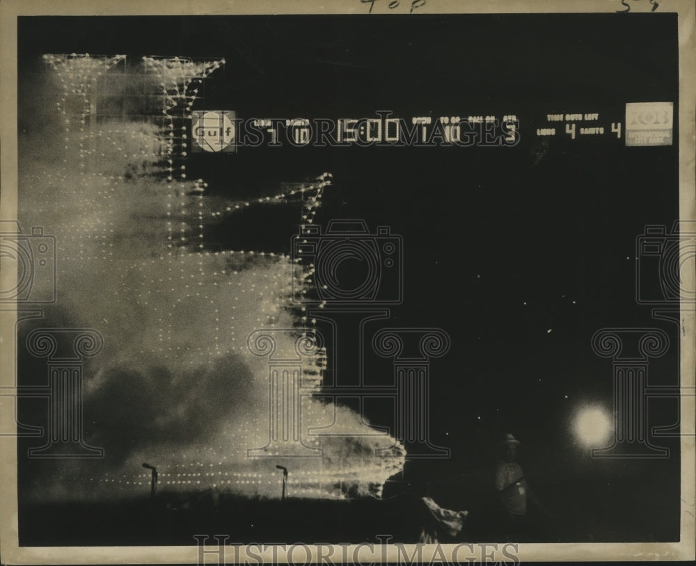 1970 Press Photo Fireworks riverboat lights up Tulane Stadium for Saints-Lions- Historic Images