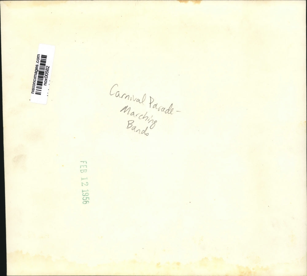 1956 Press Photo Mardi Gras Carnival Parade and marching band - nox00582