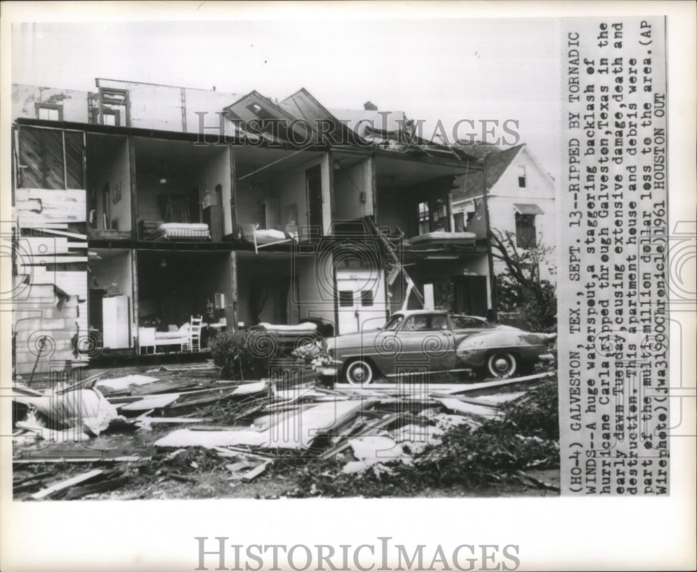1961 Press Photo Hurricane Carla damage in Galveston, Texas - nox00722