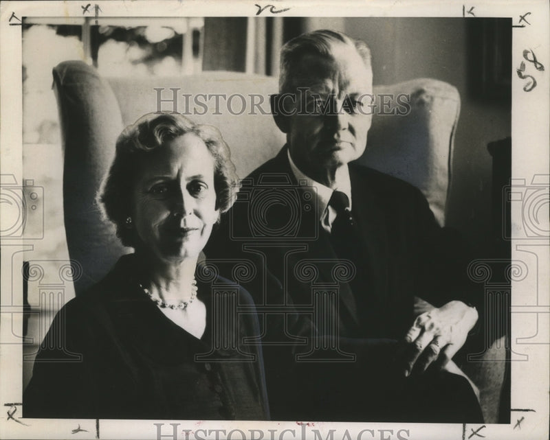 Load image into Gallery viewer, 1959 Press Photo Sherman Adams &amp; wife Rachel in New Hampshire's White Mountains
