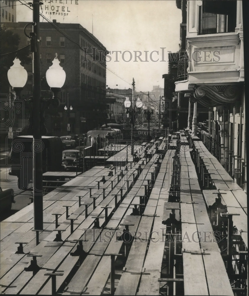 1954 Press Photo New Orleans Mardi Gras Carnival at City Hall - nox01266