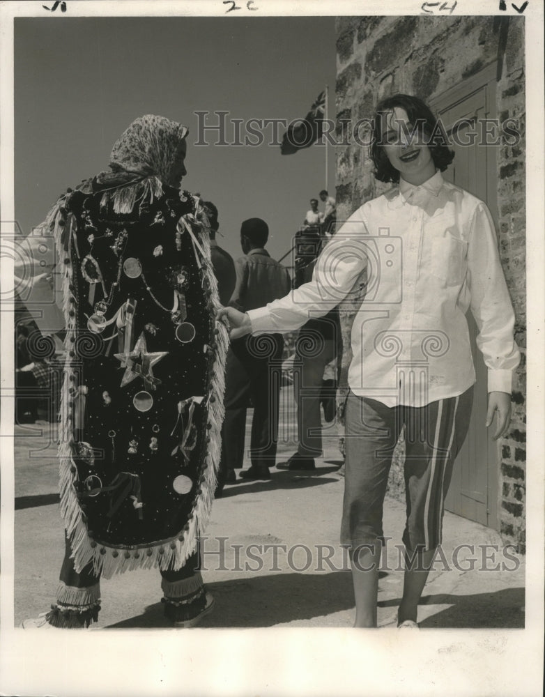 1960 Press Photo Miss Ruth Adler in Bermuda - nox01375
