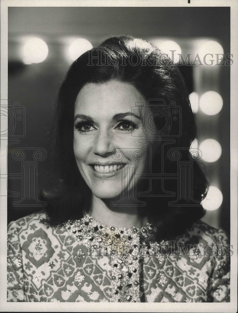 1969 Press Photo Actress Elizabeth Allen Stars in Bracken's World - nox01507