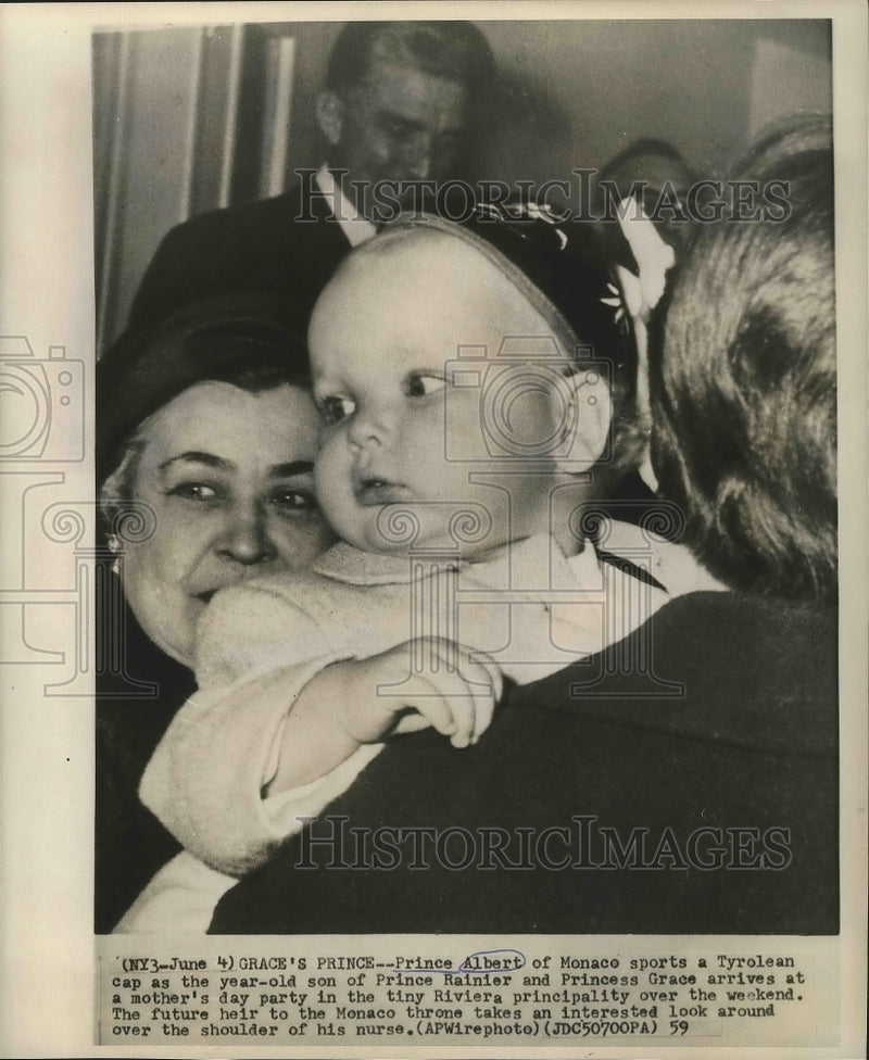 Load image into Gallery viewer, 1959 Press Photo Prince Albert of Monaco Wearing Tyrolena Cap at Age One
