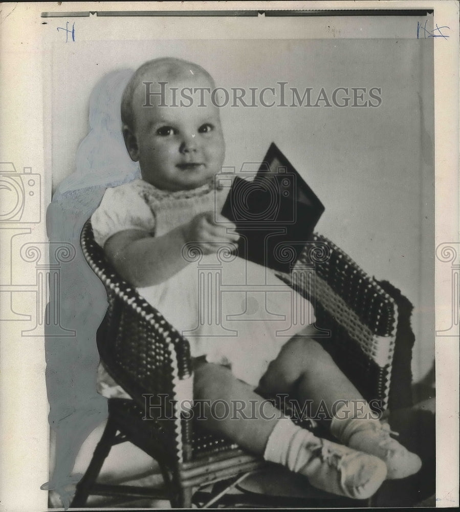 1959 Press Photo Young Prince Albert of Monaco with Photograph Album - nox01564