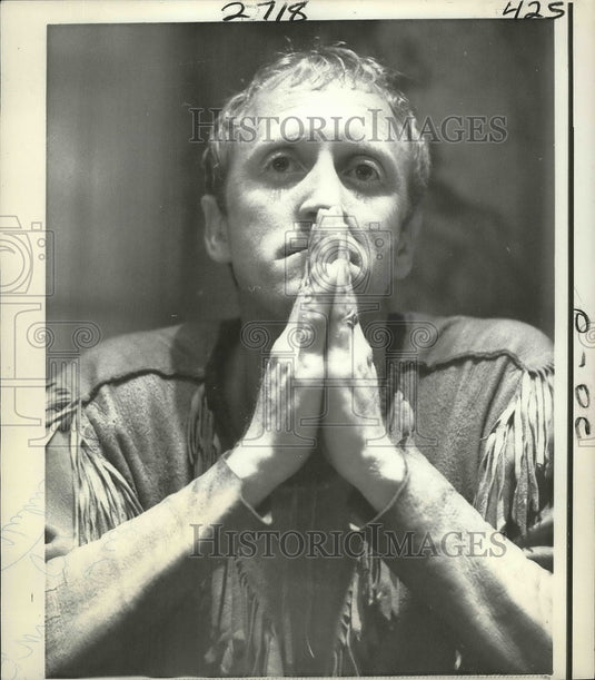 1972 Press Photo Stewart Brand announces he will not write another book- Historic Images