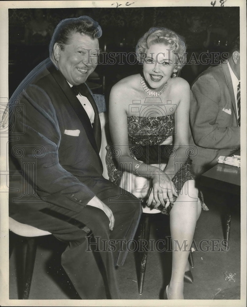 1959 Press Photo Actress Fran Allison at the Dream Room. - nox01857