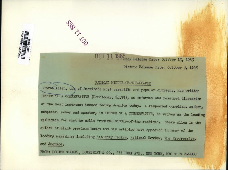 Load image into Gallery viewer, 1965 Press Photo Actor Steve Allen has written Letter to a Conservative.

