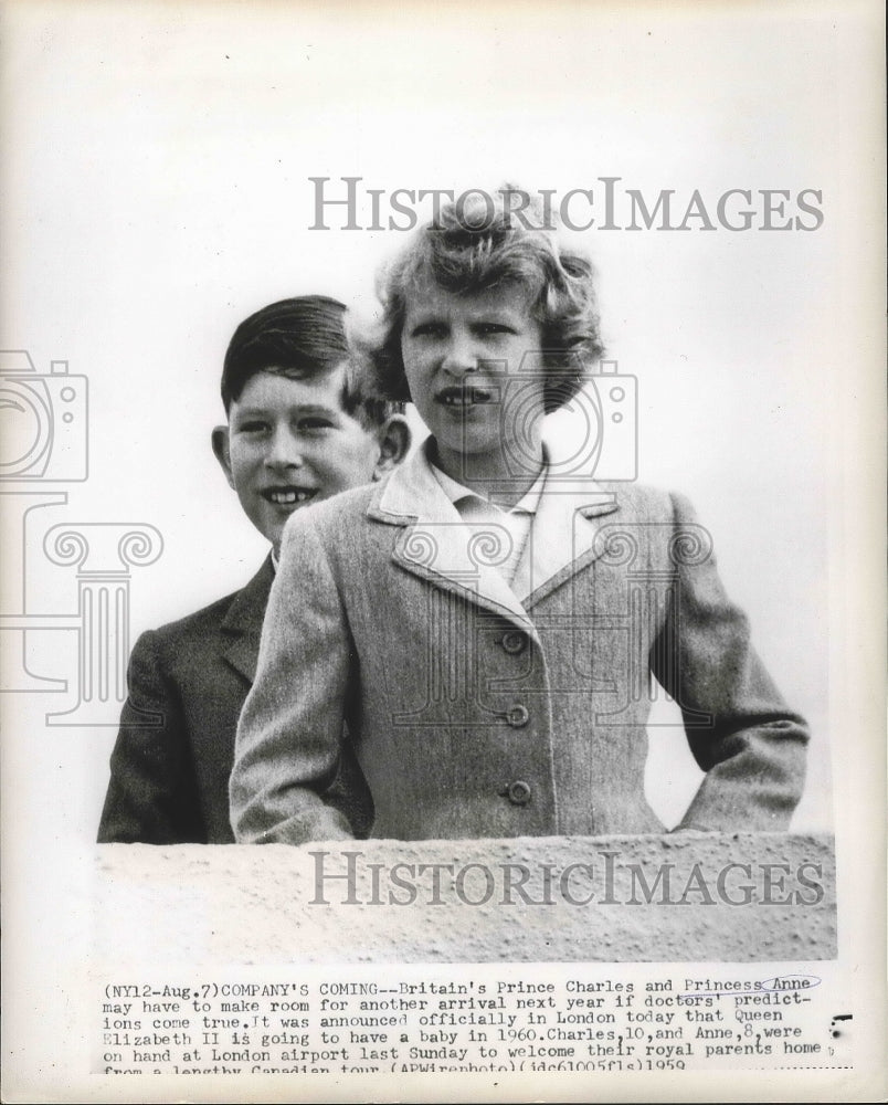 1959 Press Photo Prince Charles and Princess Anne at the London Airport.