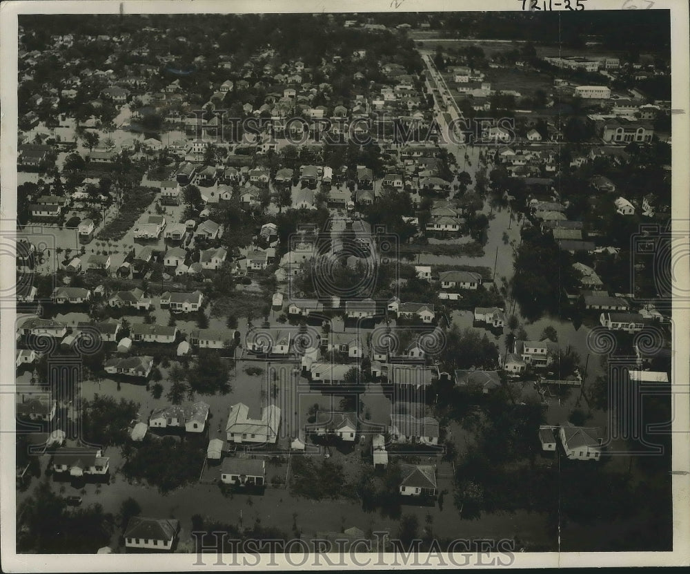 1947 Press Photo View of flooded area after levee break. - nox02256