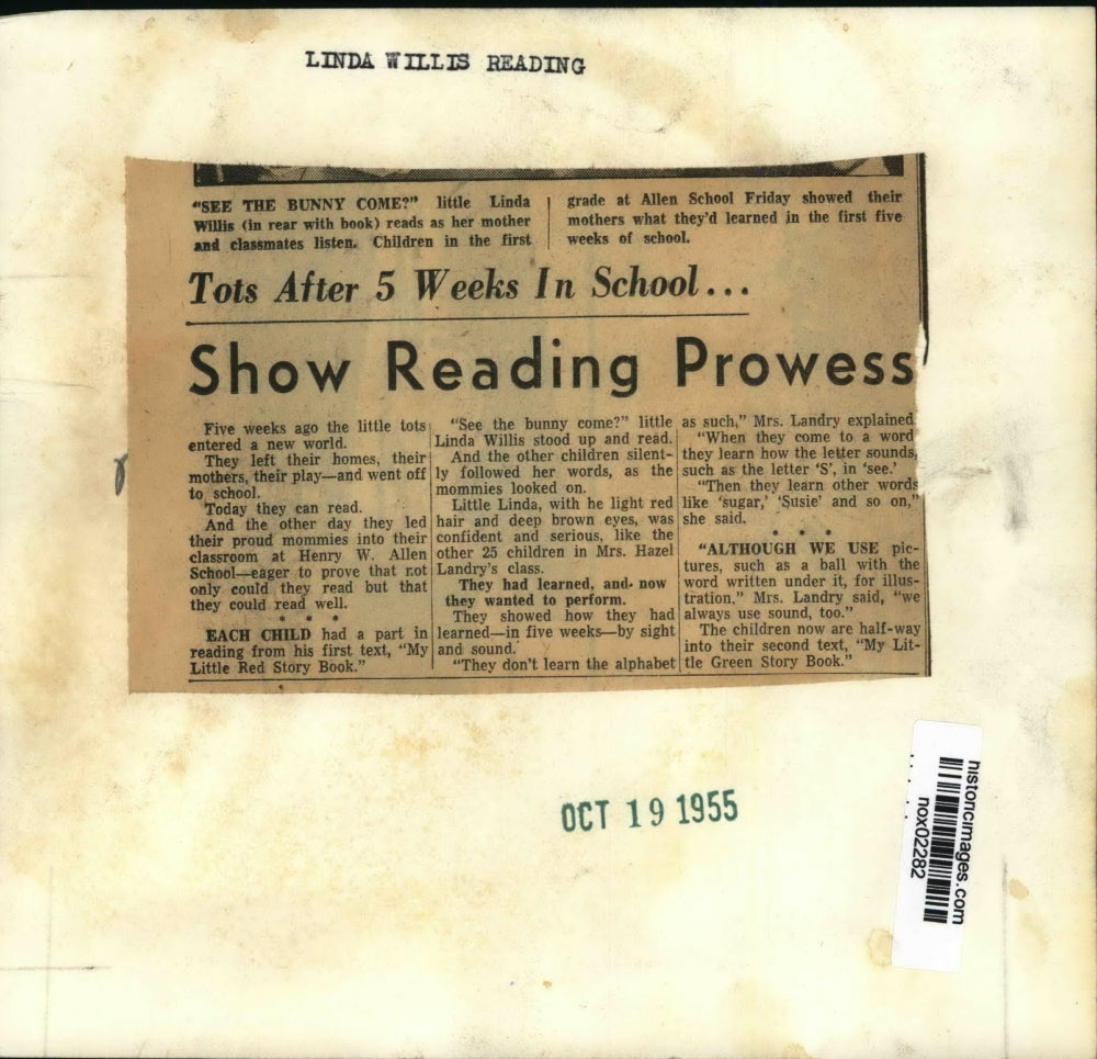 1955 Press Photo Linda Willis and classmates reading at Allen School.