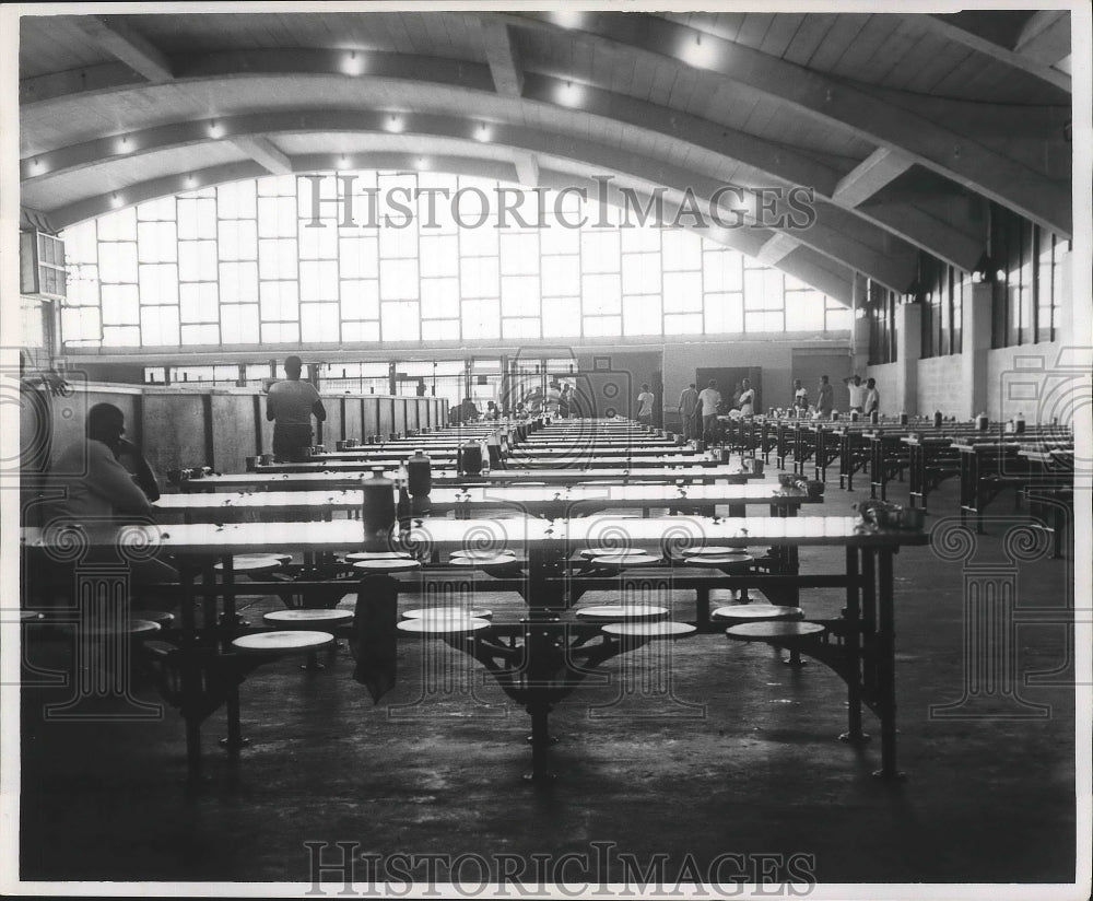Press Photo Angola State Penitentiary Prison Mess Hall - nox02395