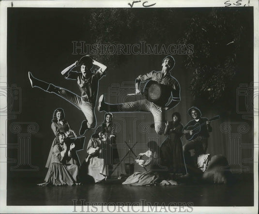 1966 Press Photo American Folk Ballet performing Winter at Deep Creek.
