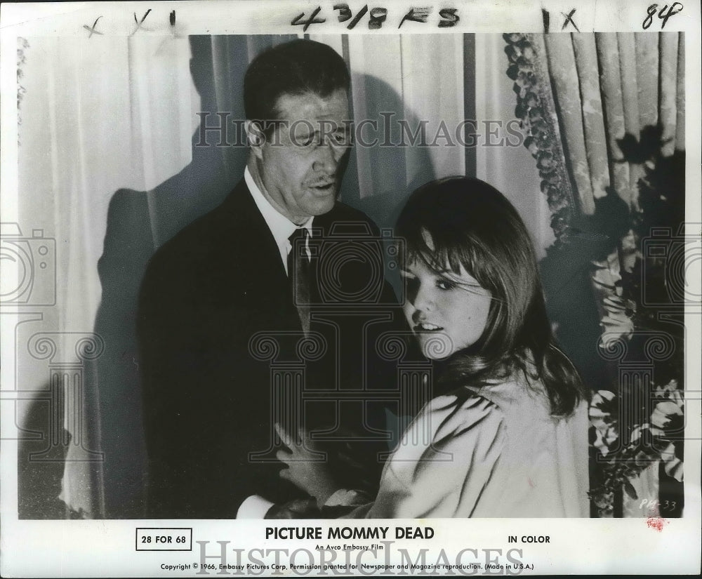 1966 Press Photo Don Ameche and Susan Gordon in Picture Mommy Dead. - nox02459