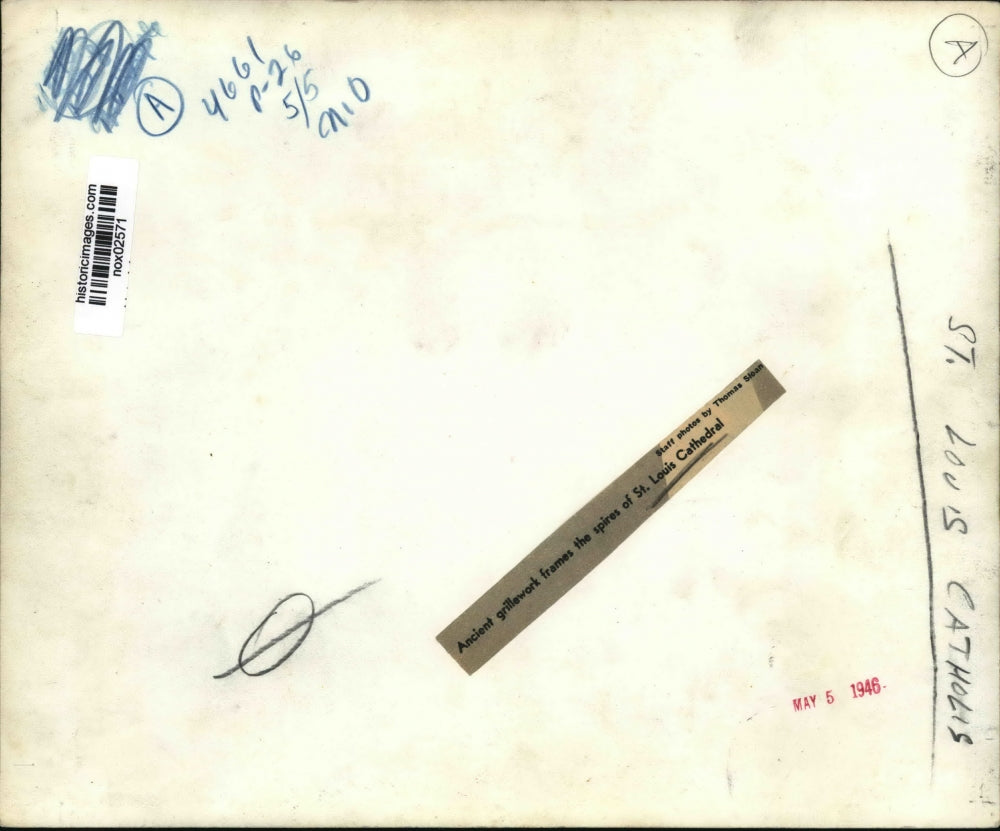 1946 Press Photo Ancient grillework frames the spires of St. Louis Catherdral