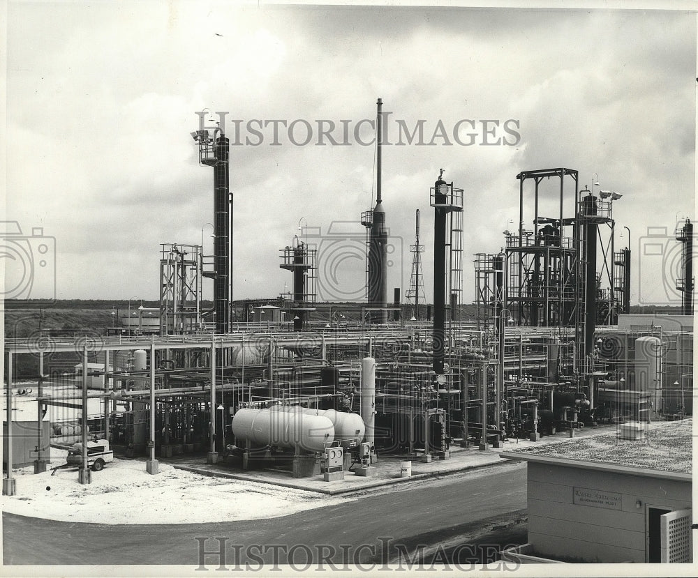 1966 Press Photo Kaiser Chemicals new plant in Gramercy, Louisiana. - nox02861- Historic Images