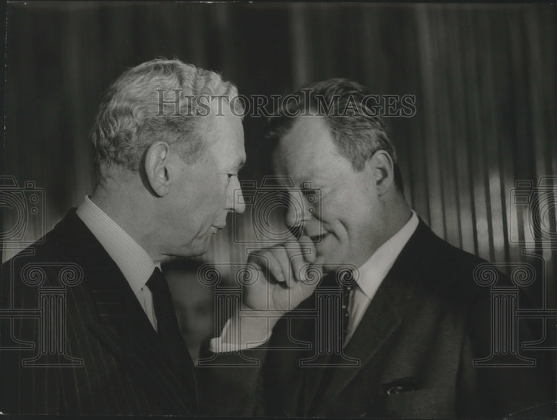 Load image into Gallery viewer, 1968 Press Photo France's Maurice Couve de Murville &amp; Germany's Willy Brandt
