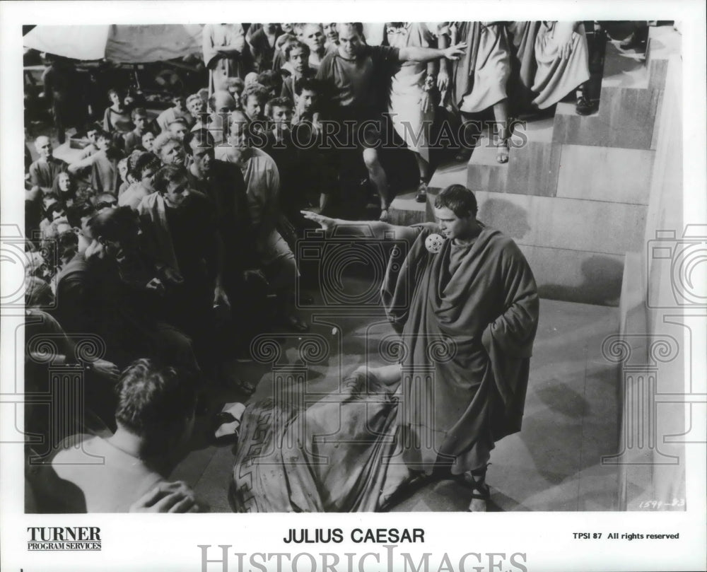 1989 Press Photo Actor Marlon Brando in Julius Caesar - nox03137
