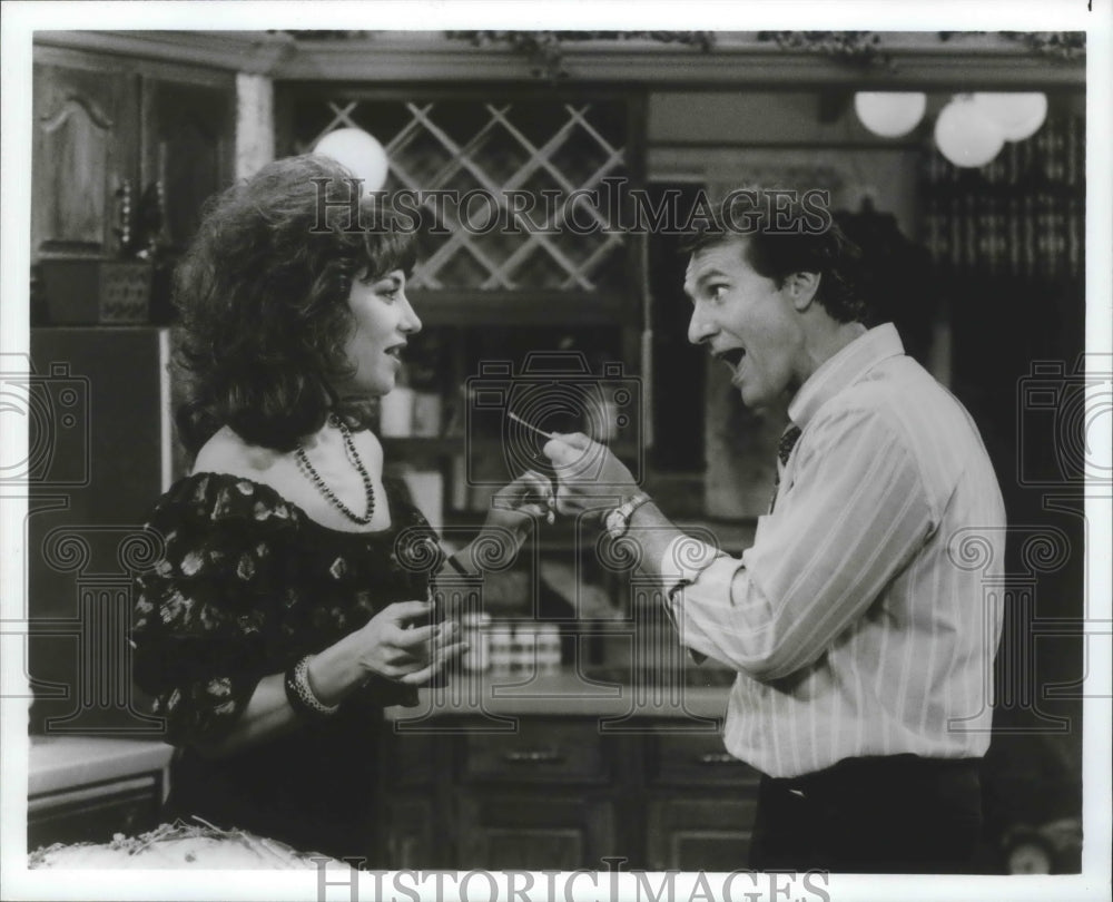 1987 Press Photo Actors Katey Sagal &amp; Ed O&#39;Neill in &quot;Married...With Children- Historic Images